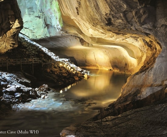 mulu caves and pinnacles tour